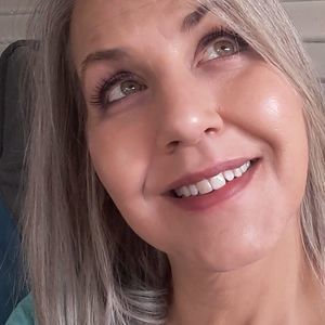 Meet your Posher, Juliet